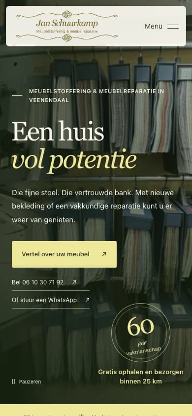 Mobiele homepage van Jan Schuurkamp met compacte navigatie, duidelijke introductie en contactknop